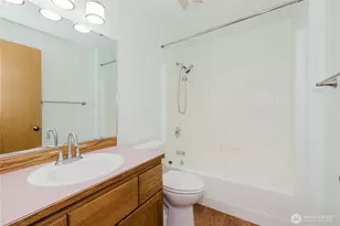 566 E Pointes Dr W, Shelton, WA 98584 - Photo 14