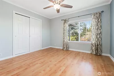 3015 W Emerson Street, Seattle, WA 98199 - Photo 18