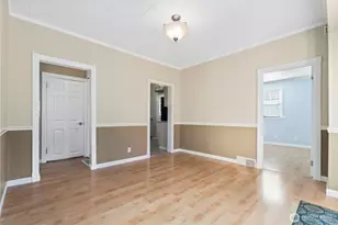 3015 W Emerson St, Seattle, WA 98199 - Photo 10