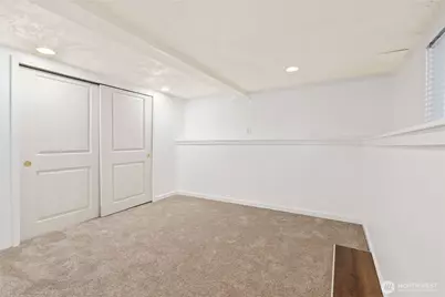 3015 W Emerson Street, Seattle, WA 98199 - Photo 34