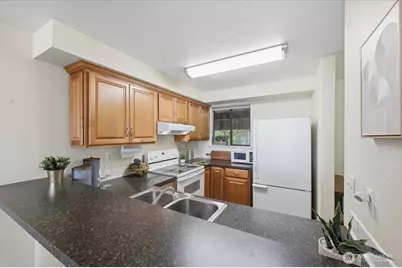 4893 76th Street SW #E203, Mukilteo, WA 98275 - Photo 10