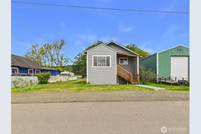 316 E Curtis Street, Aberdeen, WA 98520 - Photo 2