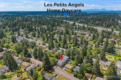 18309 11th Avenue NE #B, Shoreline, WA 98155 - Photo 2
