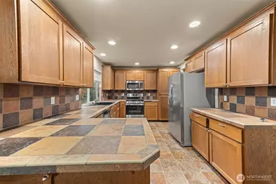 7076 Prism Street SE, Lacey, WA 98513 - Photo 12