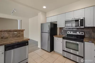 2244 132nd Avenue SE #B112, Bellevue, WA 98005 - Photo 10