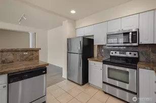 2244 132nd Ave SE, Bellevue, WA 98005 - Photo 10
