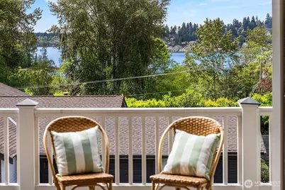 10030 NE 110th Street, Kirkland, WA 98033 - Photo 2
