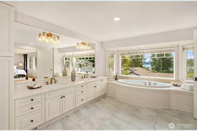 10030 NE 110th Street, Kirkland, WA 98033 - Photo 20