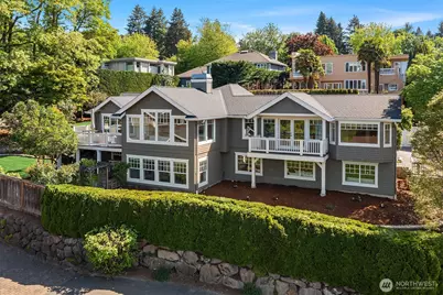 10030 NE 110th Street, Kirkland, WA 98033 - Photo 1