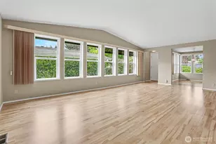 905 243rd St SW, Bothell, WA 98021 - Photo 10