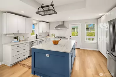915 30th Avenue S, Seattle, WA 98144 - Photo 12