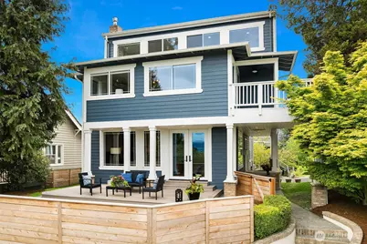 915 30th Avenue S, Seattle, WA 98144 - Photo 1