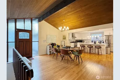 4448 144th Avenue SE, Bellevue, WA 98006 - Photo 2