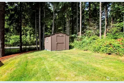 22143 SE Bluewater Drive SE, Yelm, WA 98597 - Photo 4
