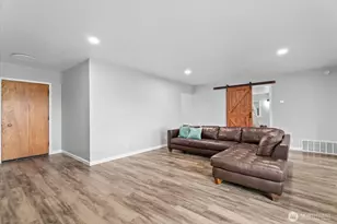 6119 209th St NE, Arlington, WA 98223 - Photo 4