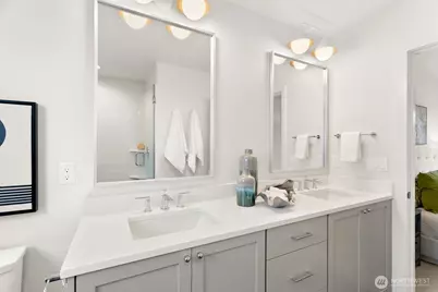 2817 W Bertona Street, Seattle, WA 98199 - Photo 16