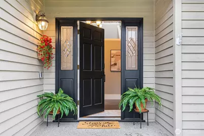4613 NE 19th Street, Renton, WA 98059 - Photo 2