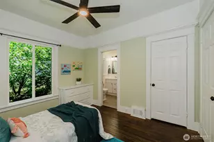 1922 4th St, Bremerton, WA 98337 - Photo 32