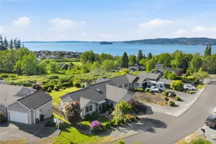 752 Sandstone Ln, Camano Island, WA 98282 - Photo 4