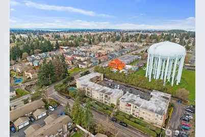 323 SW 112th Street #102, Seattle, WA 98146 - Photo 30