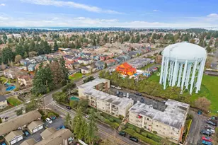 323 SW 112th St, Seattle, WA 98146 - Photo 30