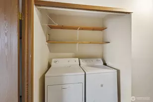 323 SW 112th St, Seattle, WA 98146 - Photo 24