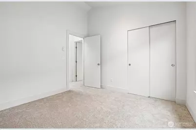 8128 Wolcott Avenue S, Seattle, WA 98118 - Photo 14