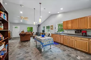 11508 Claussen Rd, Anderson Island, WA 98303 - Photo 14