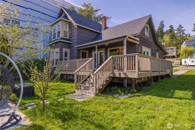 9049 NE Juanita Drive, Kirkland, WA 98034 - Photo 2