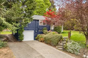 11007 Alton Ave NE, Seattle, WA 98125 - Photo 2