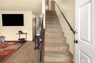 9226 Sharon Dr, Everett, WA 98204 - Photo 10