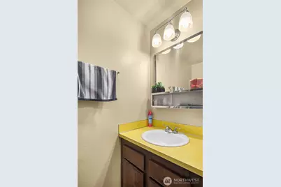 9226 Sharon Drive, Everett, WA 98204 - Photo 8