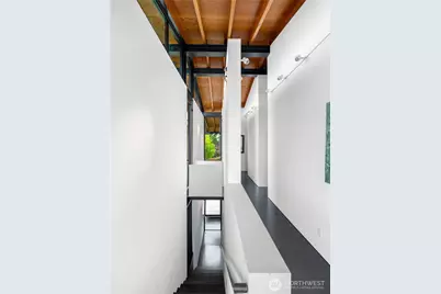 3310 E Laurelhurst Drive NE, Seattle, WA 98105 - Photo 16