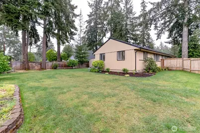 8223 Sherwood Forest Street SW, Lakewood, WA 98498 - Photo 30