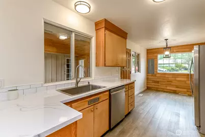 8223 Sherwood Forest Street SW, Lakewood, WA 98498 - Photo 8