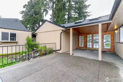 8223 Sherwood Forest Street SW, Lakewood, WA 98498 - Photo 4