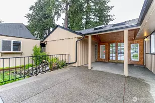 8223 Sherwood Forest St SW, Lakewood, WA 98498 - Photo 4