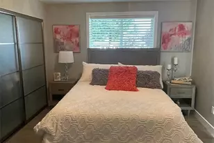 1819 7th St W, Kirkland, WA 98033 - Photo 20