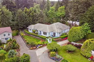 654 9th Ct, Fox Island, WA 98333 - Photo 2