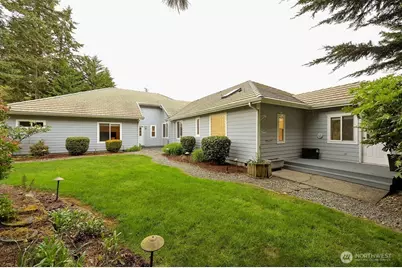 654 9th Court, Fox Island, WA 98333 - Photo 36