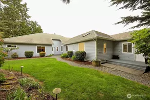 654 9th Ct, Fox Island, WA 98333 - Photo 36