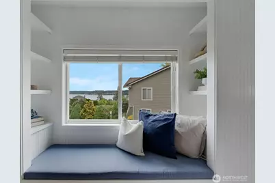 654 9th Court, Fox Island, WA 98333 - Photo 14