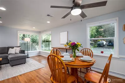 3418 NE 156th Street, Lake Forest Park, WA 98155 - Photo 8