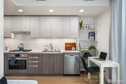 800 Columbia Street #1001, Seattle, WA 98104 - Photo 8