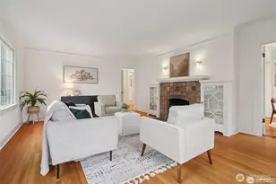 314 N 117th St, Seattle, WA 98133 - Photo 2