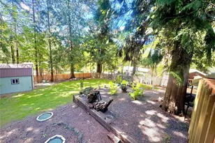 8210 University Point Cir NE, Bremerton, WA 98311 - Photo 16