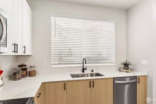 15201 35th Ave W, Lynnwood, WA 98087 - Photo 12