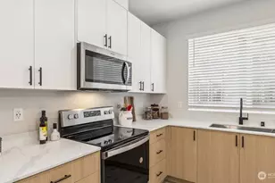 15201 35th Ave W, Lynnwood, WA 98087 - Photo 10