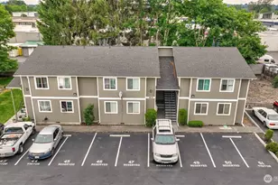 1613 Maple Ln, Kent, WA 98030 - Photo 2
