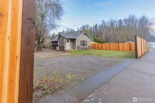 6334 Pacific Ave SE, Lacey, WA 98503 - Photo 40